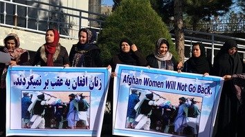 افغانانو د مسکو د غونډې کلک مخالفت وکړ