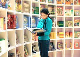 Uzbekistan popularises use of Uzbek language