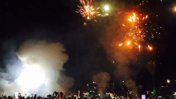 باشندگان جلال آباد روز استقلال را طی سه شب آتش بازی جشن گرفتند. [سلام تایمز]