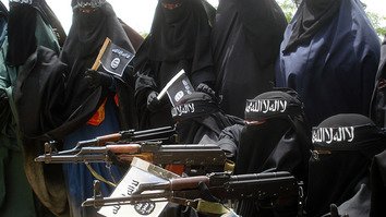 As defeat looms, ISIS calls on women to fight