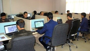 حکومت الکترونیکی رو به توسعه در افغانستان فساد را کاهش داده و خدمات را تسریع می بخشد