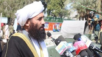 داعش مسؤولیت کشتن یک عالم دینی مخالف در ننگرهار را بر دوش گرفت