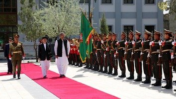 Abbasi's visit to Kabul signals new step in Pakistan-Afghanistan relations