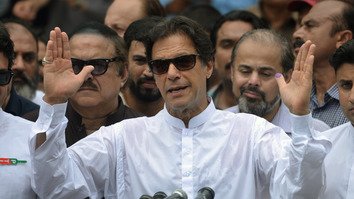 استقبال پاکستانی ها و افغان ها از دیدگاه عمران خان برای بهبود روابط