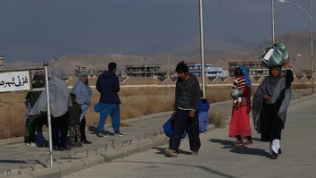 Afghans flee 'absolute terror' of Taliban violence in Ghazni Province