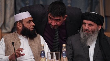 له طالبانو سره د ایران معاملې د افغان حکومت د راپرځولو د هڅې برخه جوړوي