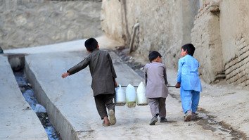 در شرایطی که خشکسالی و افزایش جمعیت منابع آبی را تحت فشار قرار داده کابل با بحران آب مواجه است