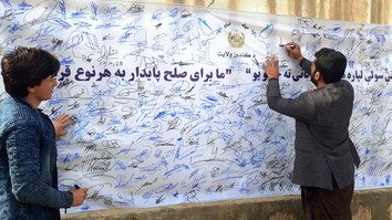 هزاران تن از باشنده گان قندوز فراخوان صلح را امضا کردند