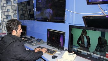 نفوذ ایران به رسانه های افغانستان سعی در تضعیف آزادی روزنامه نگاری دارد