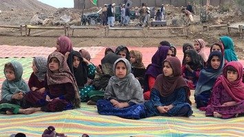 Students resume studies in Haska Mina following ISIS defeat