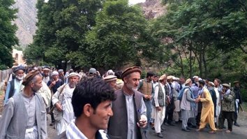 د تخار اوسېدونکیو طالب اورپکي چې په اختر کې یې برید کړی وو پسې واخیستل