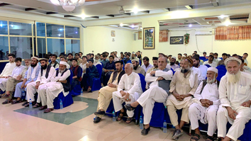 په ننګرهار او هرات کې د غونډو برخه والو په طالبانو غږ وکړ چې په سملاسي توګه اوربند اعلان کړي
