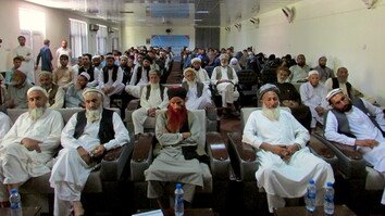 د ننګرهار اوسېدونکیو له طالبانو څخه وغوښتل چې د جنګ د پای ته رسولو لپاره خپل دریځ نرم کړي