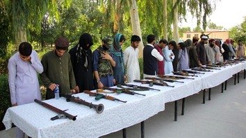 جنگجویان داعش و طالبان در ننگرهار تسلیم شدند و تعهد کردند که از دولت حمایت کند
