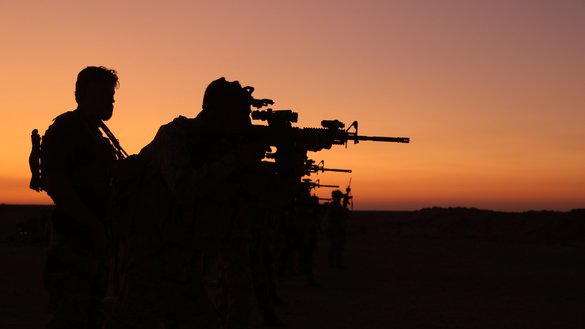 US special forces conduct weapons training with partner forces on Sept. 2, 2019, as part of anti-IS Operation Inherent Resolve. [US Department of Defense]