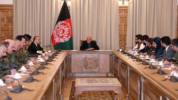 غنی دوباره انتخاب شد، و برای پایان دادن به جنگ مذاکرات با طالبان را ترتیب می دهد