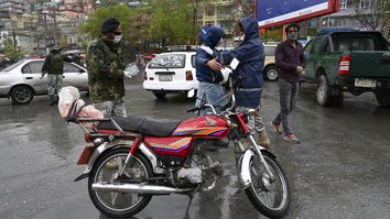 کابل د طالبانو له خوا د وژنو او جنایتونو د مخنیوي لپاره په موټرسایکلونو باندې ګرځبندیز ولګاوه