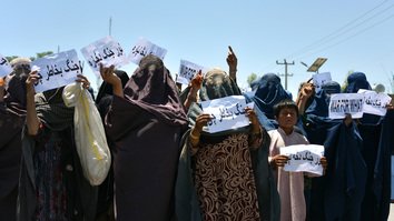 Women in Kandahar rally against Taliban's indiscriminate killing of civilians