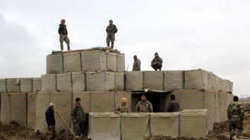 Taliban continue wave of deadly violence with strikes on Kunduz checkpoints