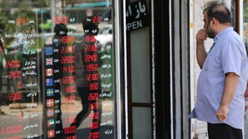 شاروال تهران در مورد نارضایتی عمیقی که آینده جمهوری اسلامی را تهدید می کند صحبت کرد