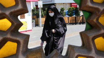 25 million infected? Dubious COVID-19 numbers stoke panic in Iran
