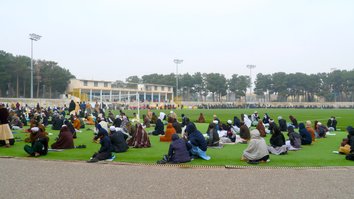 د سولې د خبرو په پرمختګ سره د هرات په زرګونو اوسېدونکیو د اوربند غوښتنه وکړه
