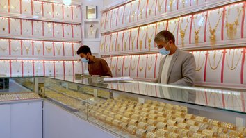 Surge in gold smuggling to Iran creates hardships on Afghan jewellers