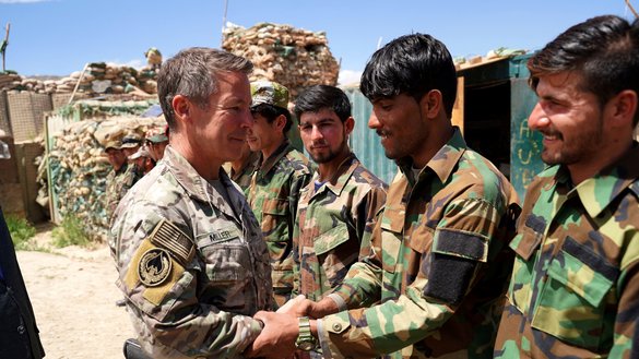 Afghans praise last US commander in Afghanistan as troops depart