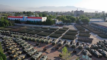 سربازان تاجیک آماده هستند تا در برابر شورش طالبان از مرز خود حفاظت کنند