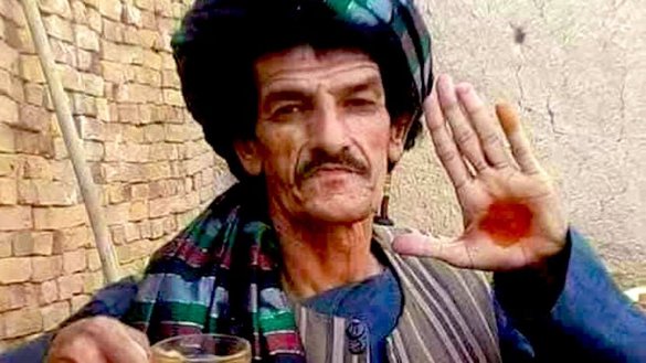 نظرمحمد معروف به خاشه جوان در این تصویر بدون تاریخ در قندهار نشان داده شده است. طالبان به تاریخ ۷ اسد ادعا کردند که وی را ربوده و کشته اند. [تصویر از شبکه های اجتماعی]