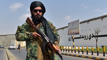 د طالبانو له خوا د واک په ترلاسه کولو له ایران سره د هغوی اړیکې ترینګلې شوې