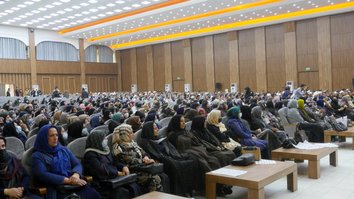 معلمین فقیر و گرسنه معاشات پرداخت نشده را از طالبان می خواهند