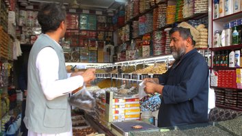 افزایش قیمت ها و کاهش ارزش پول افغانی باشندگان کندز را با مشکلات شدید روبرو کرده است