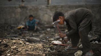 در جریان سال ۲۰۲۲ میلادی، ۲۴ میلیون افغان از کمک های بین المللی نجات دهنده بهره مند می شوند