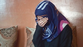 با ادامه ممنوعیت مکاتب، مشکلات روانی میان دختران افغان افزایش یافته است