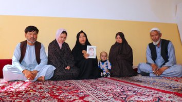 ۶ سال پس از حمله مرگبار داعش به مسجد در هرات، خانواده های غمدیده از خشونت های آینده هراس دارند