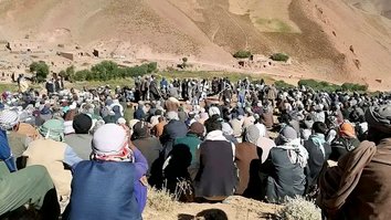 یو ژوندی پاتې کس په دایکندي کې د داعش خراسان د وحشتناک برید کیسه کوي