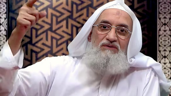 تصویر گرفته شده از یک ویدیو، ایمن الظواهری رهبر پیشین القاعده را در ماه سپتامبر ۲۰۲۱ نشان می دهد.