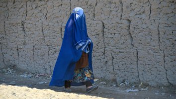 د القاعدې لخواه د ښځو کارول د هغوي ډار او دوه مخیتوب څرګندوي